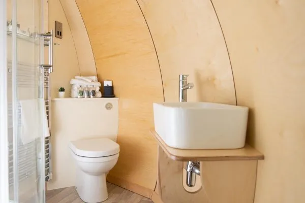 Bathroom_DSC1321POD_