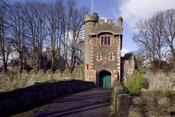 Barbican-Gate-Banner-Image